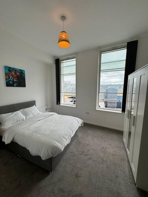 Spacious Flat In Sheffield City Center Gs304 Екстериор снимка